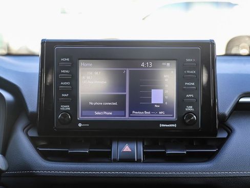 Used 2021 Toyota RAV4 XLE image 15