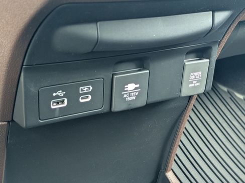 New 2026 Honda Odyssey Elite image 17