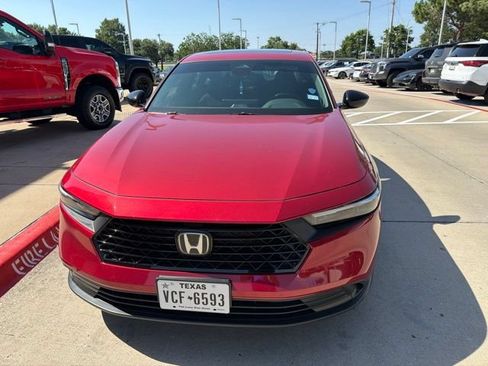 Used 2025 Honda Accord Sport image 5