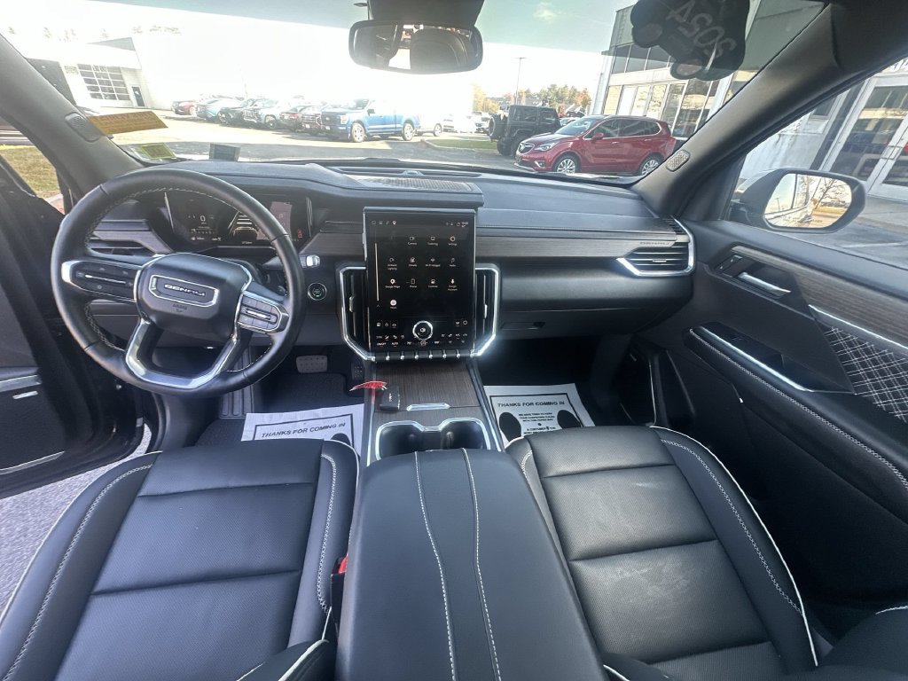 Used 2024 GMC Acadia Denali AWD/4WD image 21