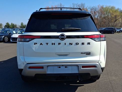 Certified 2023 Nissan Pathfinder Platinum AWD/4WD image 5