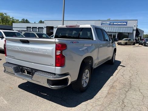 Used 2020 Chevrolet Silverado 1500 LT AWD/4WD image 7