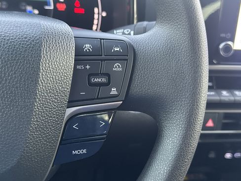 Used 2025 Toyota Camry LE image 15