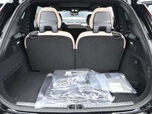 New 2026 Volvo XC90 B6 Ultra w/ Lounge Package AWD/4WD image 19