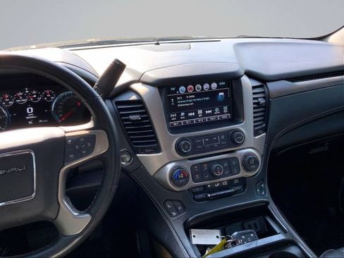 Used 2018 GMC Yukon Denali w/ Open Road Package AWD/4WD image 20