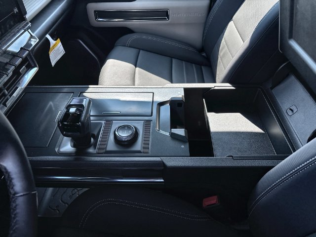 Certified 2026 GMC Hummer EV SUV AWD/4WD image 26