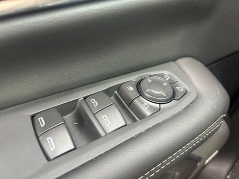Used 2026 GMC Yukon Elevation AWD/4WD image 14