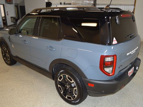 Used 2024 Ford Bronco Sport Outer Banks w/ Tech Package image 5