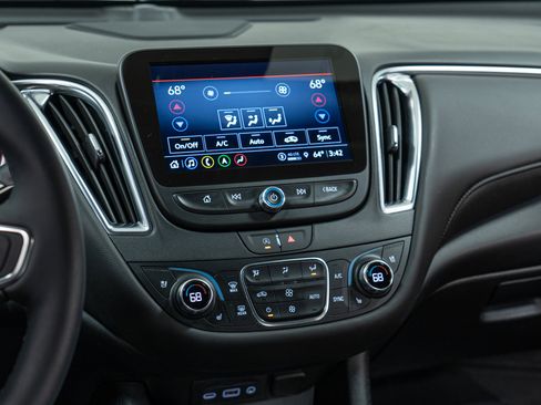 Used 2024 Chevrolet Malibu LT w/ LPO, Floor Liner Package image 19