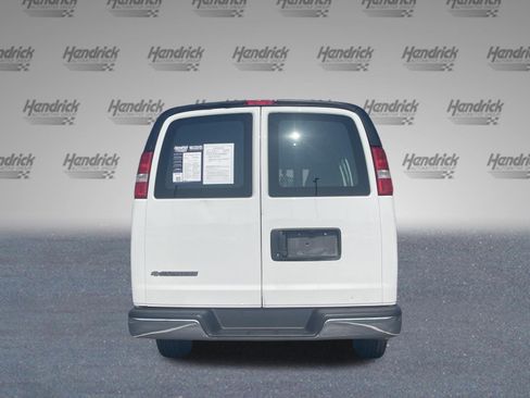 Used 2025 Chevrolet Express 2500 w/ Driver Convenience Package RWD image 9