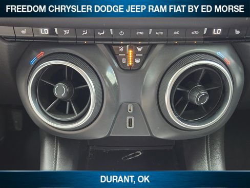 Used 2022 Chevrolet Blazer LT FWD image 13