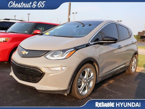 Used 2021 Chevrolet Bolt LT FWD image 10