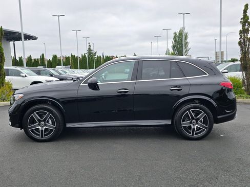 Used 2026 Mercedes-Benz GLC 300 4MATIC image 3