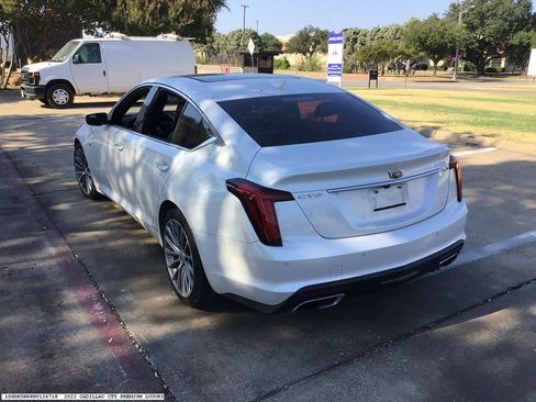 Used 2022 Cadillac CT5 Premium Luxury RWD image 4