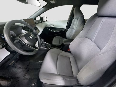 Certified 2025 Toyota Corolla SE FWD image 21
