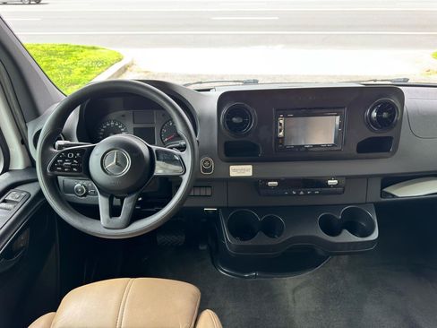Used 2019 Mercedes-Benz Sprinter 170 image 58