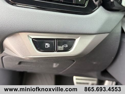 Used 2025 Lexus RX 500h F Sport image 28