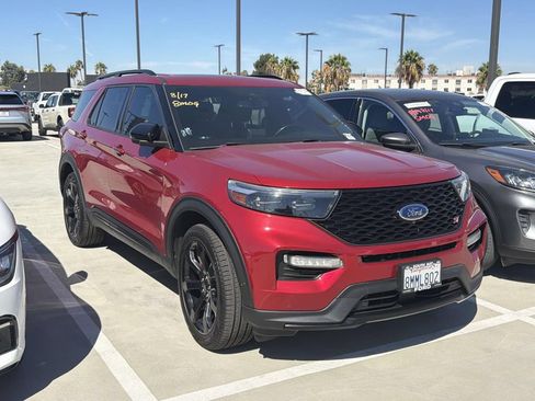Used 2020 Ford Explorer ST w/ ST High-Performance Pack AWD/4WD image 18