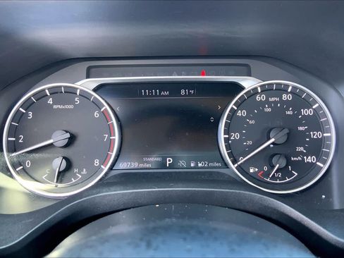 Used 2024 Nissan Rogue S FWD image 25