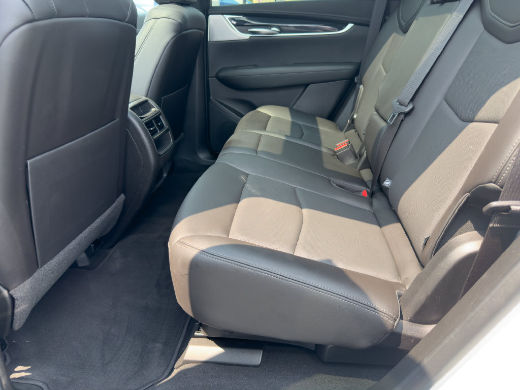 Used 2023 Cadillac XT5 Premium Luxury AWD/4WD image 19