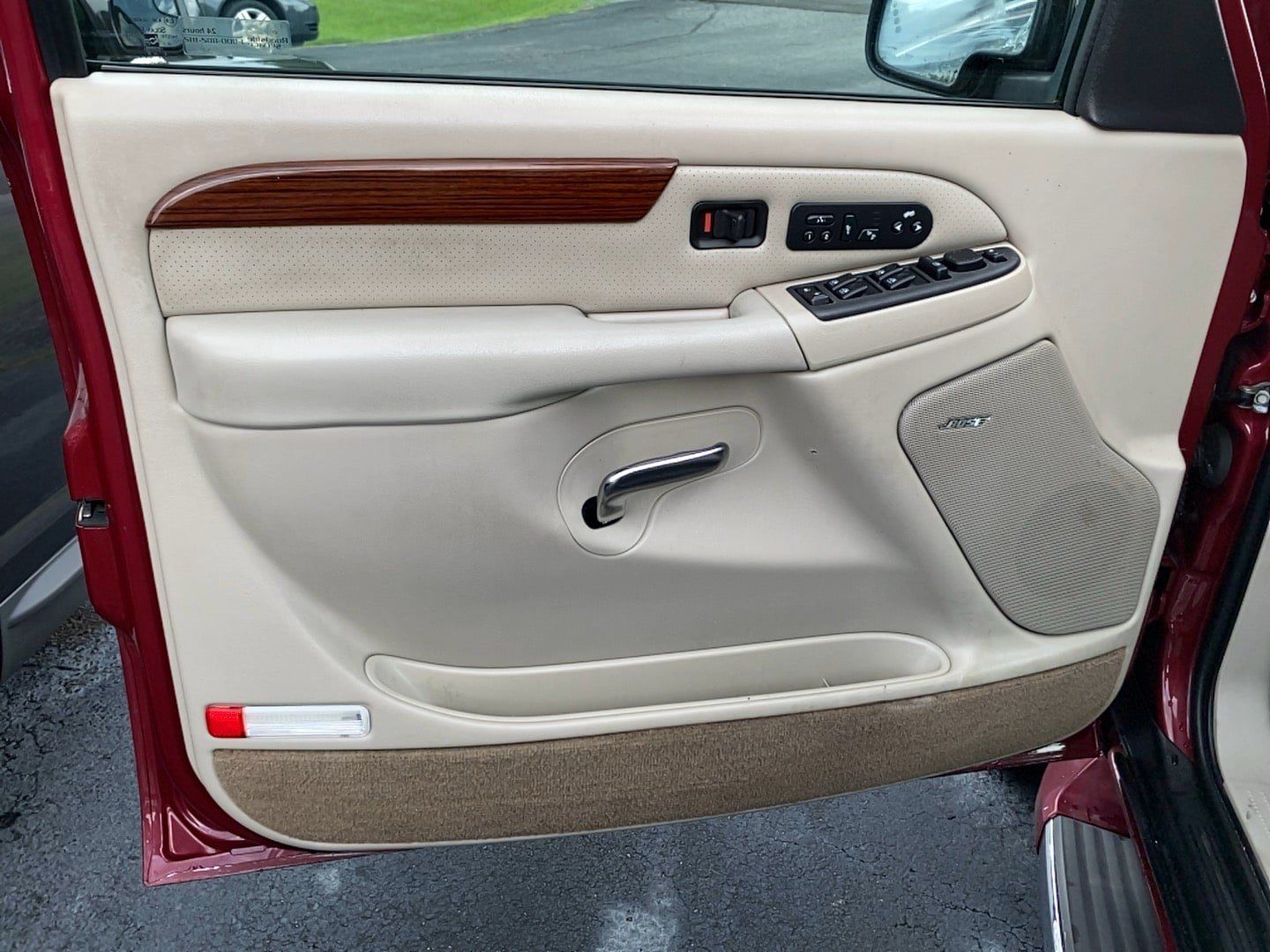 Used 2004 Cadillac Escalade EXT AWD/4WD image 10