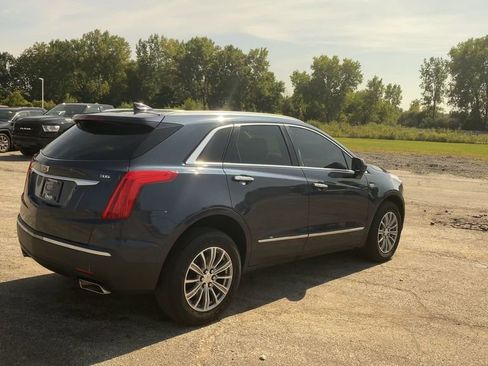 Used 2018 Cadillac XT5 Luxury w/ Driver Awareness Package image 8