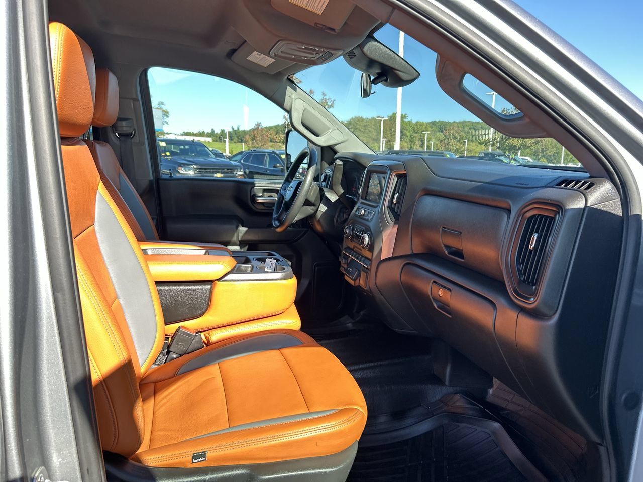 Used 2025 Chevrolet Silverado 2500 W/T AWD/4WD image 15