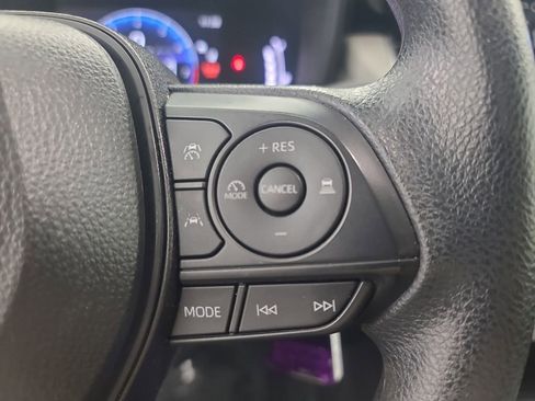 Used 2026 Toyota Corolla LE FWD image 31