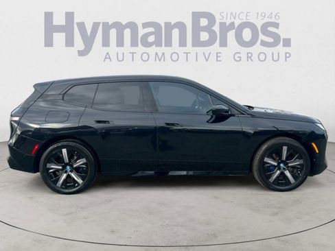 Used 2025 BMW iX xDrive50 image 2