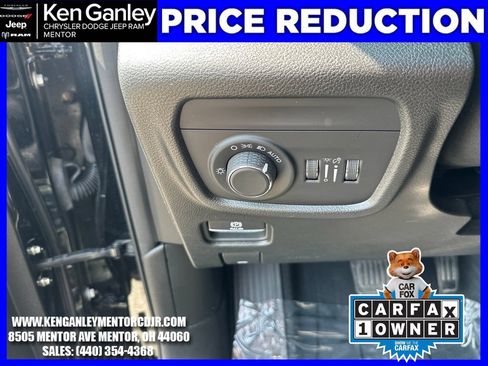 Used 2023 Jeep Grand Cherokee Altitude AWD/4WD image 14