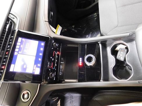 New 2026 Jeep Grand Cherokee Laredo X image 28