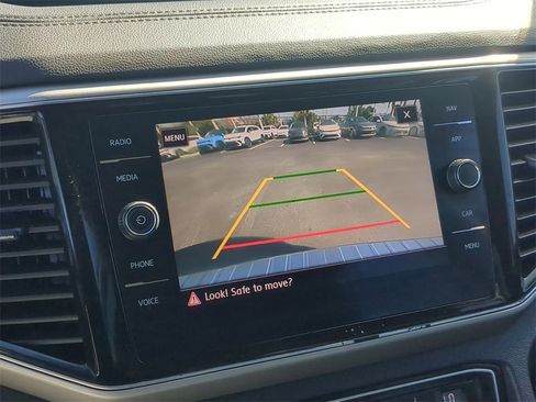 Used 2019 Volkswagen Atlas SEL R-Line image 25