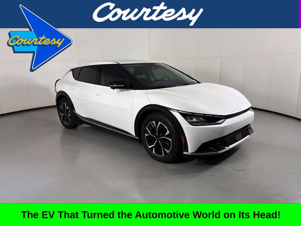 Used 2022 Kia EV6 Wind w/ Wind Technology Package AWD/4WD image 1