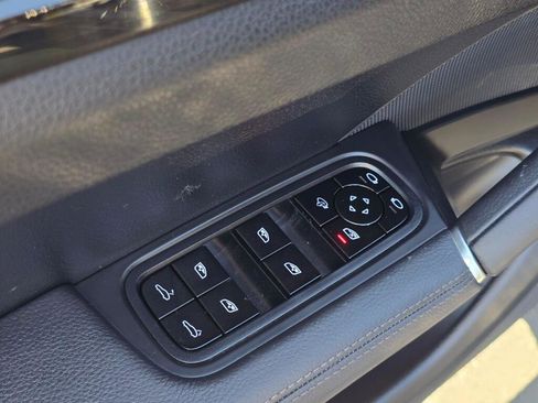 Used 2019 Porsche Cayenne AWD/4WD image 76