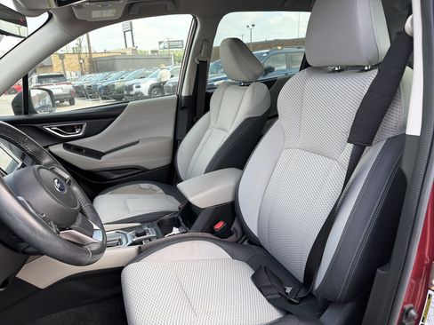 Used 2020 Subaru Forester Premium AWD/4WD image 10
