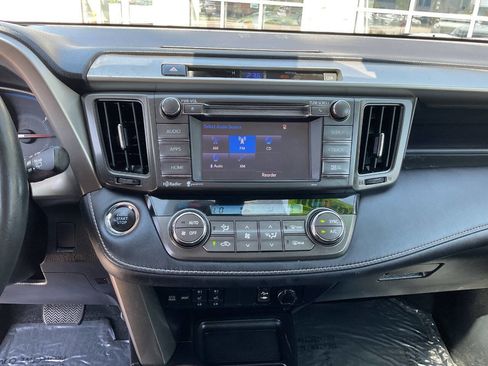 Used 2014 Toyota RAV4 Limited w/ Technology Package AWD/4WD image 25