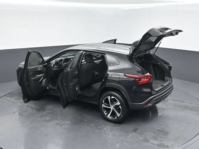 Used 2024 Chevrolet Trax RS w/ Driver Confidence Package FWD image 53