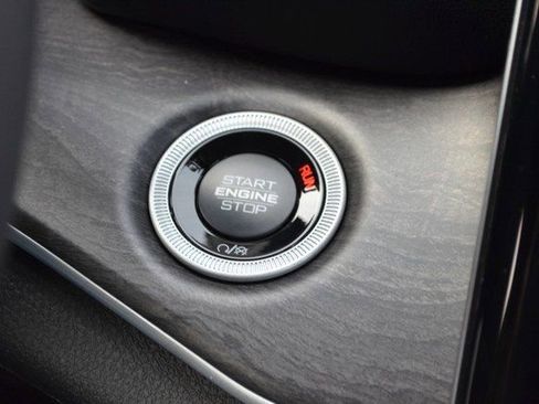 New 2025 Jeep Grand Cherokee Limited image 24