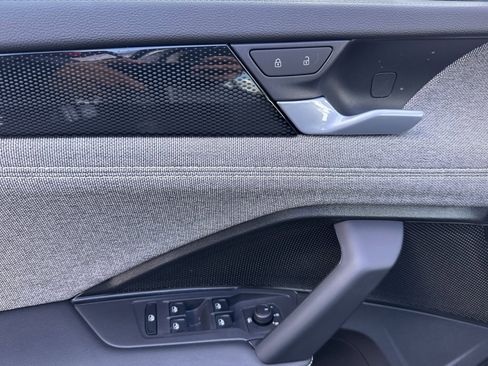 New 2025 Volkswagen Tiguan S image 11