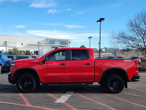 Used 2021 Chevrolet Silverado 1500 LT Trail Boss w/ Bed Protection Package image 2