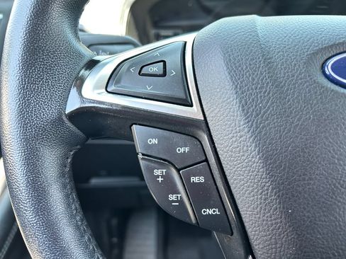 Used 2024 Ford Edge Titanium AWD/4WD image 20
