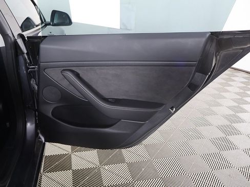 Used 2023 Tesla Model 3 Standard Range RWD image 29