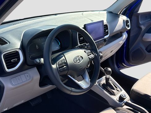 New 2026 Hyundai Venue SEL image 4