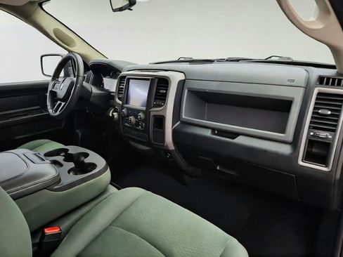 Used 2019 RAM 1500 Express w/ Wheel & Sound Group AWD/4WD image 19