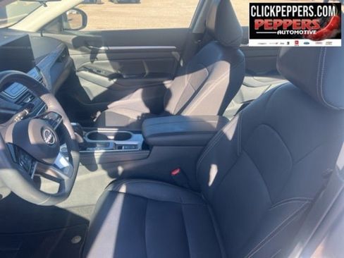 Used 2024 Nissan Altima 2.5 SL image 15