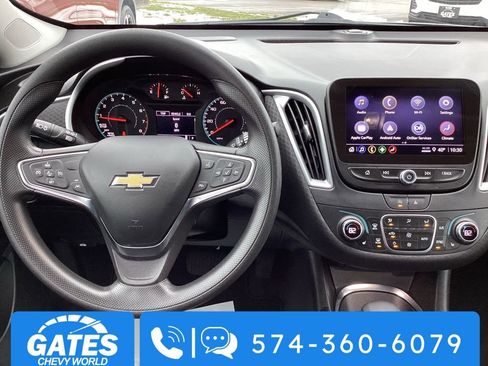 Used 2024 Chevrolet Malibu LT image 14