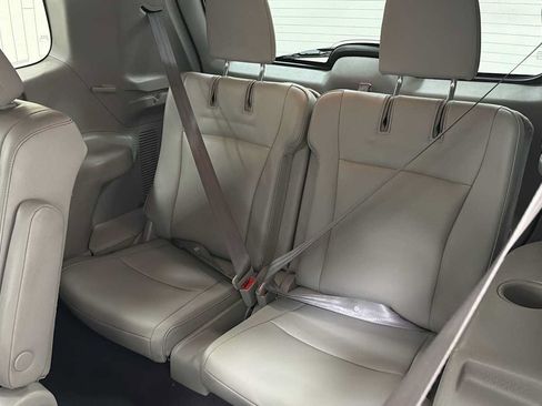 Used 2013 Toyota Highlander SE AWD/4WD image 26