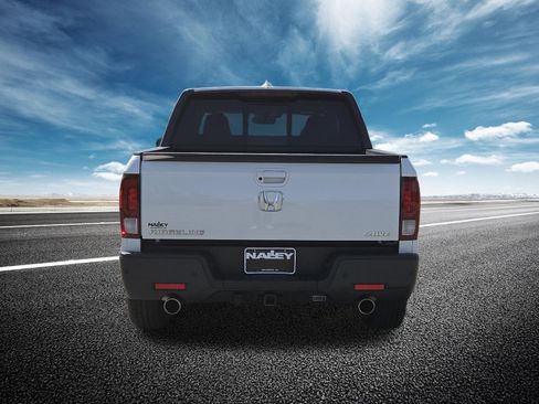 Certified 2022 Honda Ridgeline Black Edition image 21