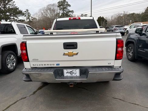 Used 2018 Chevrolet Silverado 1500 LT w/ LT Eassist Package image 6