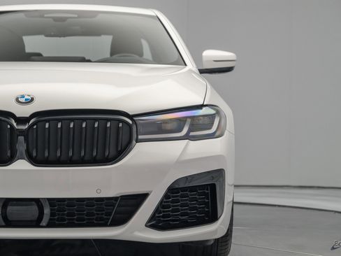 Used 2023 BMW 540i w/ M Sport Package image 31